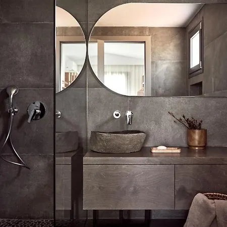 Вилла Estelle Villa, A Flamboyant Escape With Pool, By Thinkvilla *
